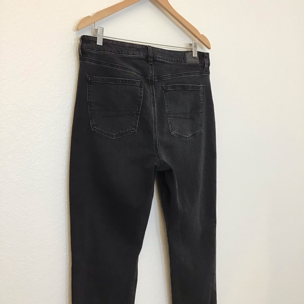 American Eagle 12 Mom Jeans Womens High Rise Distressed Faded Black Strigid 2024 - Picture 7 of 13